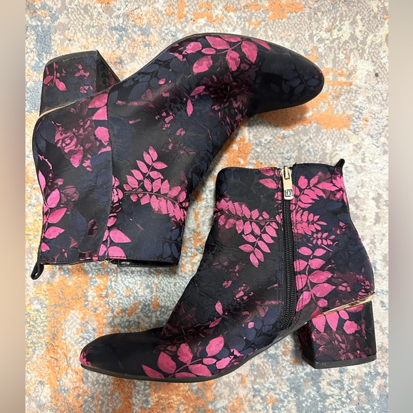 Floral Booties - Picture 2 of 7
